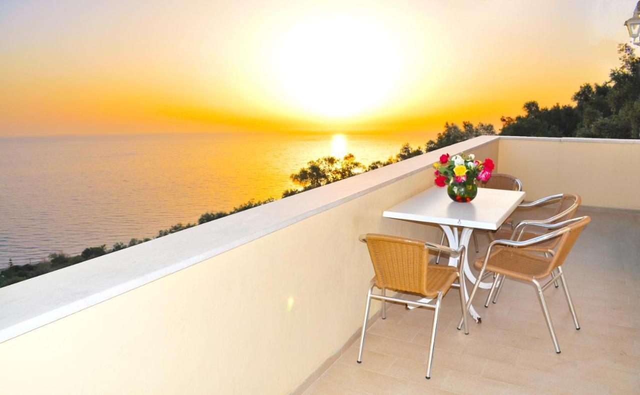Holiday Apartments Maria With Pool And Panorama View - Agios Gordios Beach Экстерьер фото