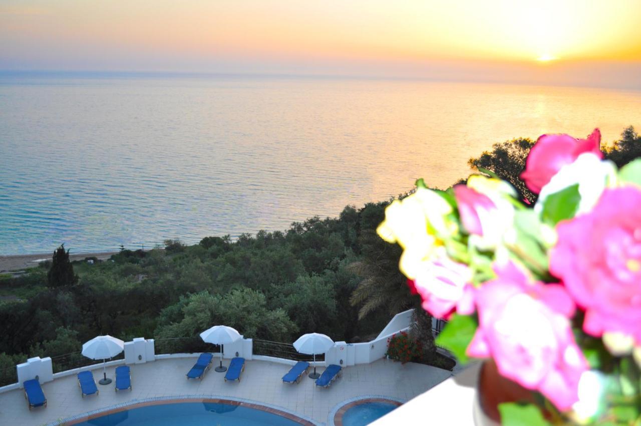 Holiday Apartments Maria With Pool And Panorama View - Agios Gordios Beach Экстерьер фото